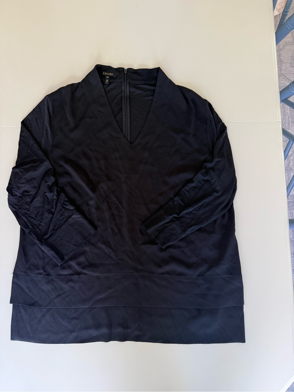 Escada Black V‑Neck Zip‑Back Tunic Top